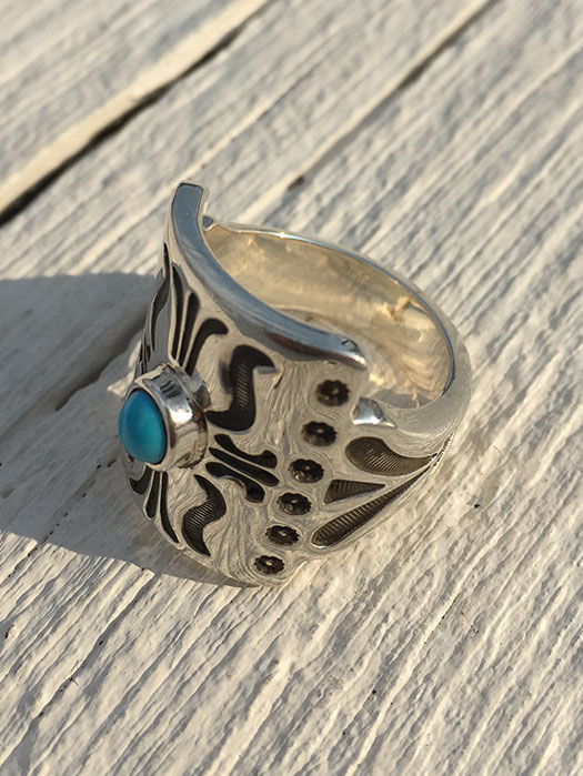 【Thomas Curtis】　BOW GUARD RING (With Turquoise)