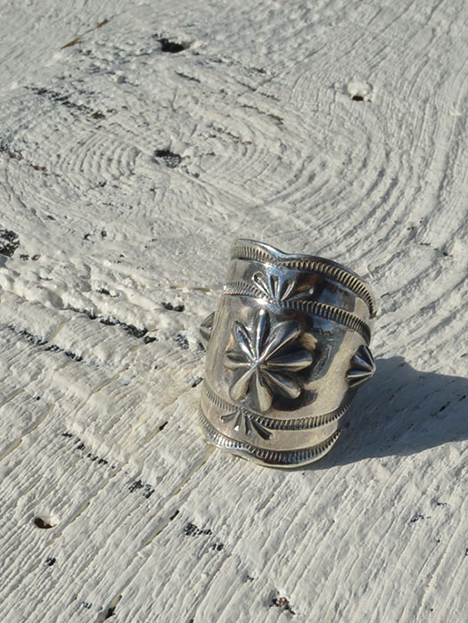 OT-0132　3 SHELL SCARF RING　 (Discontinued)
