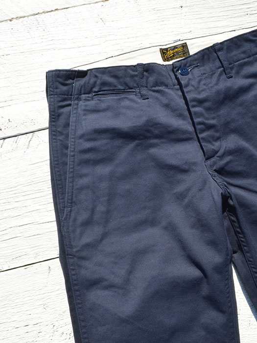 【30% OFF】　Hilts　(Slim Chino Trouser)
