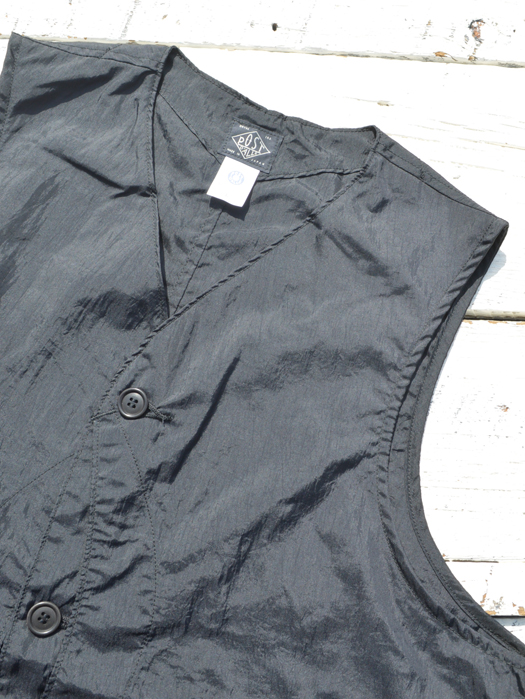 DEE Vest 2 (Crinkle Nylon Taffeta)