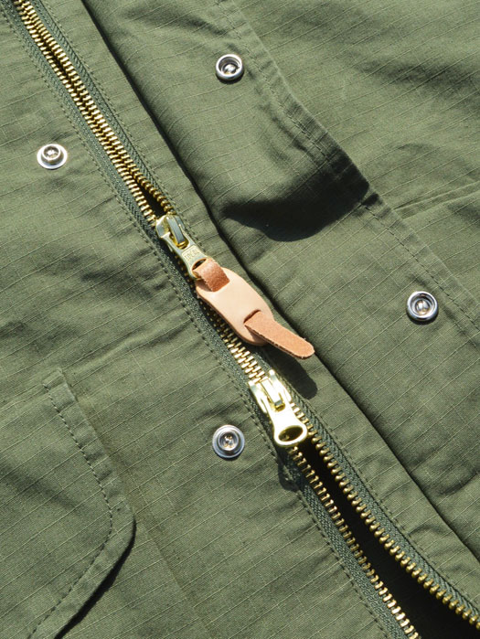 VOYAGER VEST (Rip Stop)