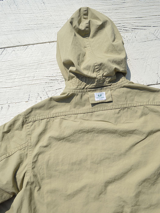 Tree Chopper Bud Half　(Weeds Poplin)