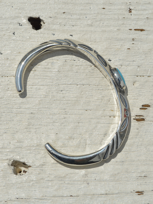 BR-0108 TRIANGLE TAPERED END BRACELET (TURQUOIS)