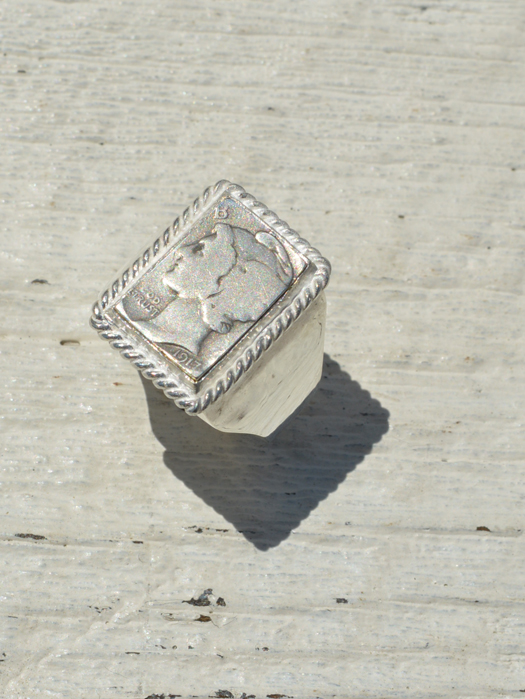 BR-0071 LIBERTY RING (WINGED WOMAN、18K GOLD ACCENT INSIDE)