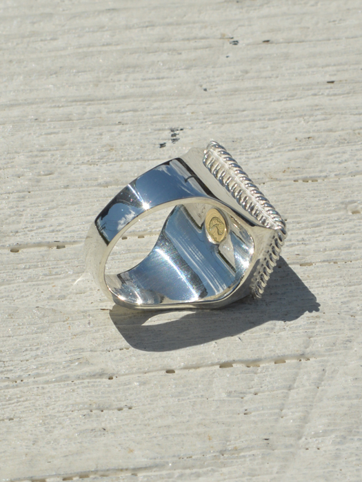 BR-0071 LIBERTY RING (WINGED WOMAN、18K GOLD ACCENT INSIDE)