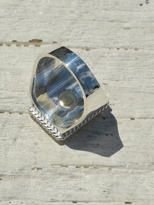 BR-0071 LIBERTY RING (WINGED WOMAN、18K GOLD ACCENT INSIDE)