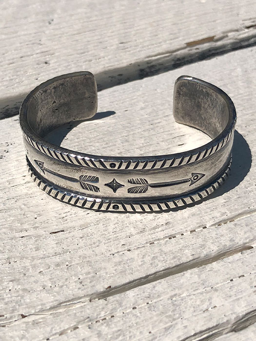 【Jesse Robbins】 Arrow Stamp Coin Silver Bracelet　