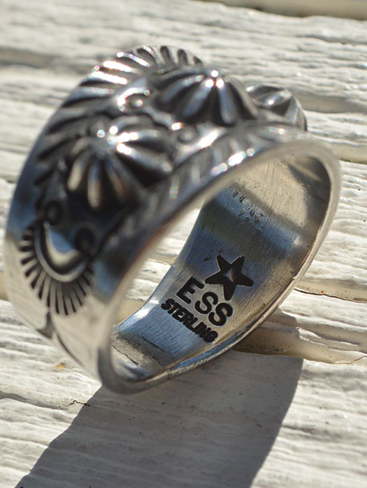 【Edison Sandy Smith】　Embossed and Stamped Ring