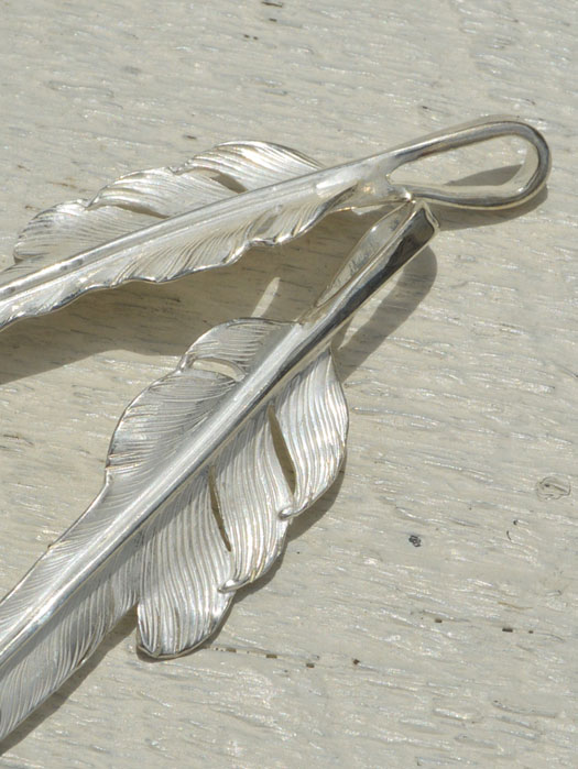 EFNL-0030　KAZEKIRI FEATHER PENDANT No. 30 (L)