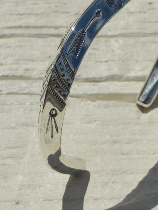 BR-0107 TRIANGLE TAPERED END BRACELET (THUNDER BIRD、AROOW)