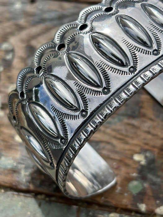 BR-0416 CROWN BRACELET (LEAF)　“Discontinued”