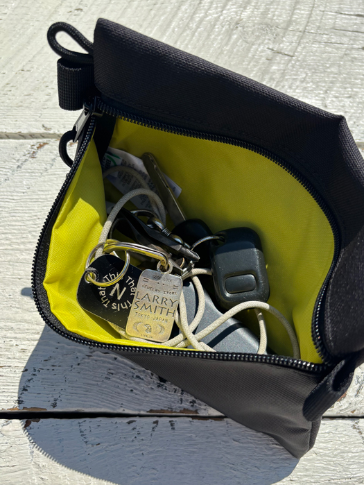 ACCESSORY BAG (S/M)