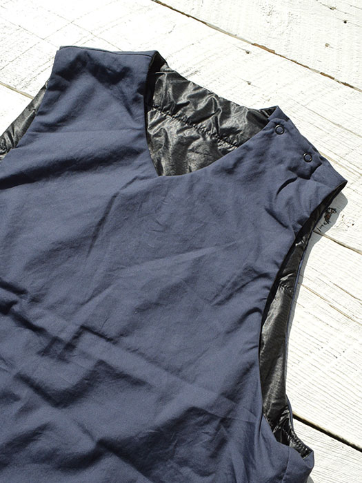 【MONITALY】　Reversible Insulated Vest　(Vancloth)