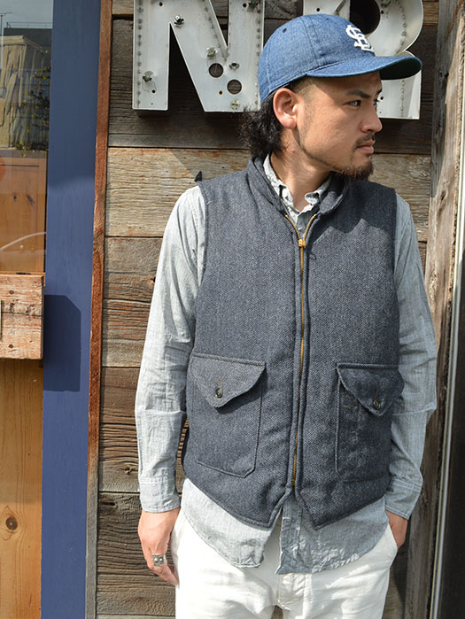 Navy Cruz Vest　(Herringbone Tweeds)