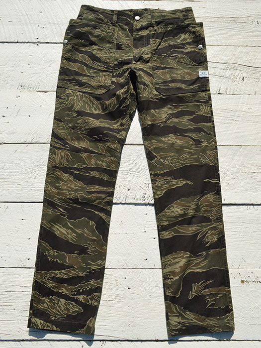 Fall Leaf Sprayer Pants　(Twill)