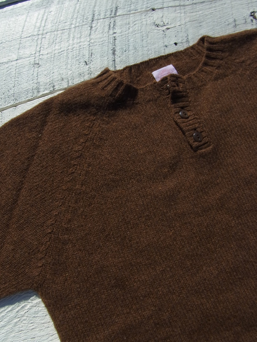 【40% OFF】　HENLEY NECK SHETLAND