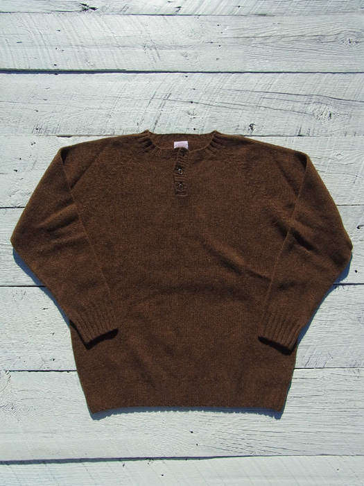 【40% OFF】　HENLEY NECK SHETLAND