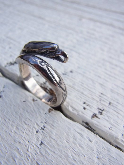 EFRG-0019　EAGLE HEAD RING (LEAF)　